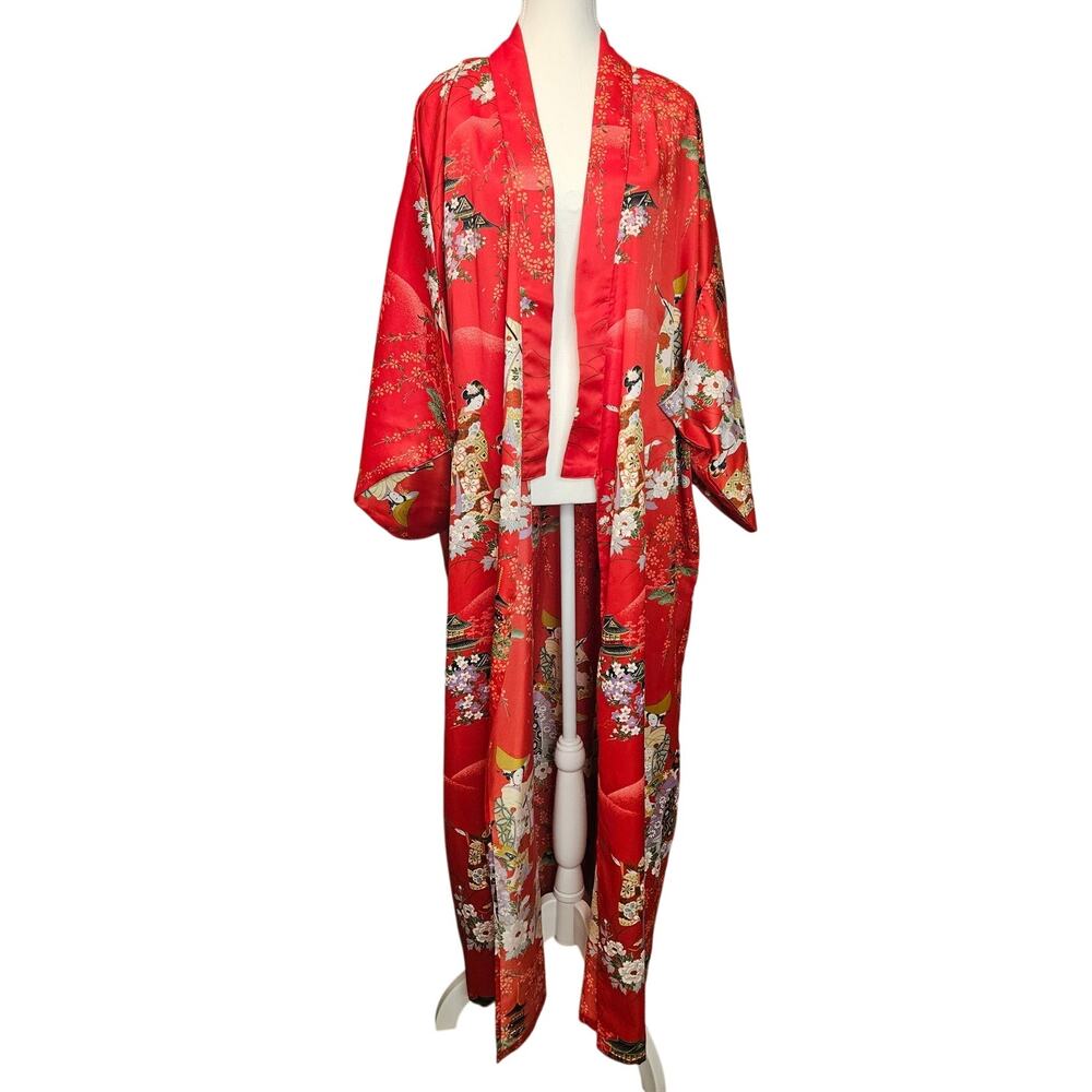 Stunning Vintage Red Japanese Kimono Geishas Beautiful! For Women